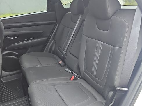 Used 2025 Hyundai Tucson SEL AWD/4WD image 15