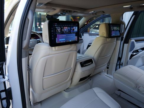 Used 2025 Cadillac Escalade Sport Platinum w/ LPO, Floor Liner Package image 52