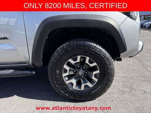 Certified 2023 Toyota Tacoma TRD Off-Road AWD/4WD image 10