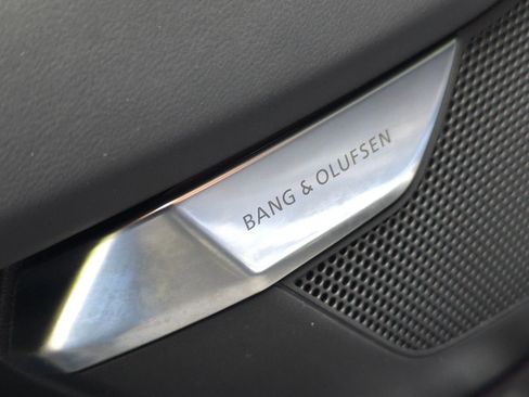 Used 2022 Audi RS e-tron GT w/ Carbon Performance Package image 33