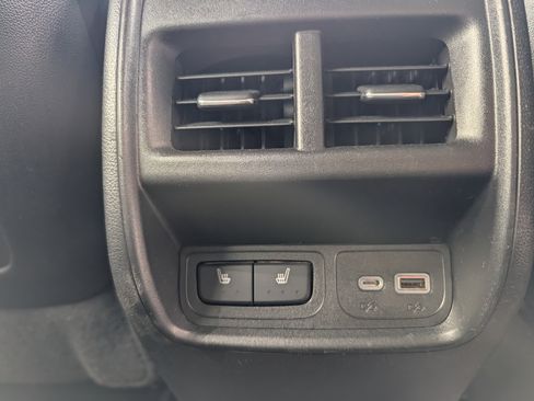 Used 2020 Cadillac XT4 Premium Luxury w/ Cold Weather Package image 29