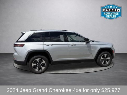 Used 2024 Jeep Grand Cherokee Limited 4xe AWD/4WD image 2