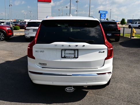 Used 2024 Volvo XC90 B6 Ultimate w/ Protection Package Premier AWD/4WD image 7