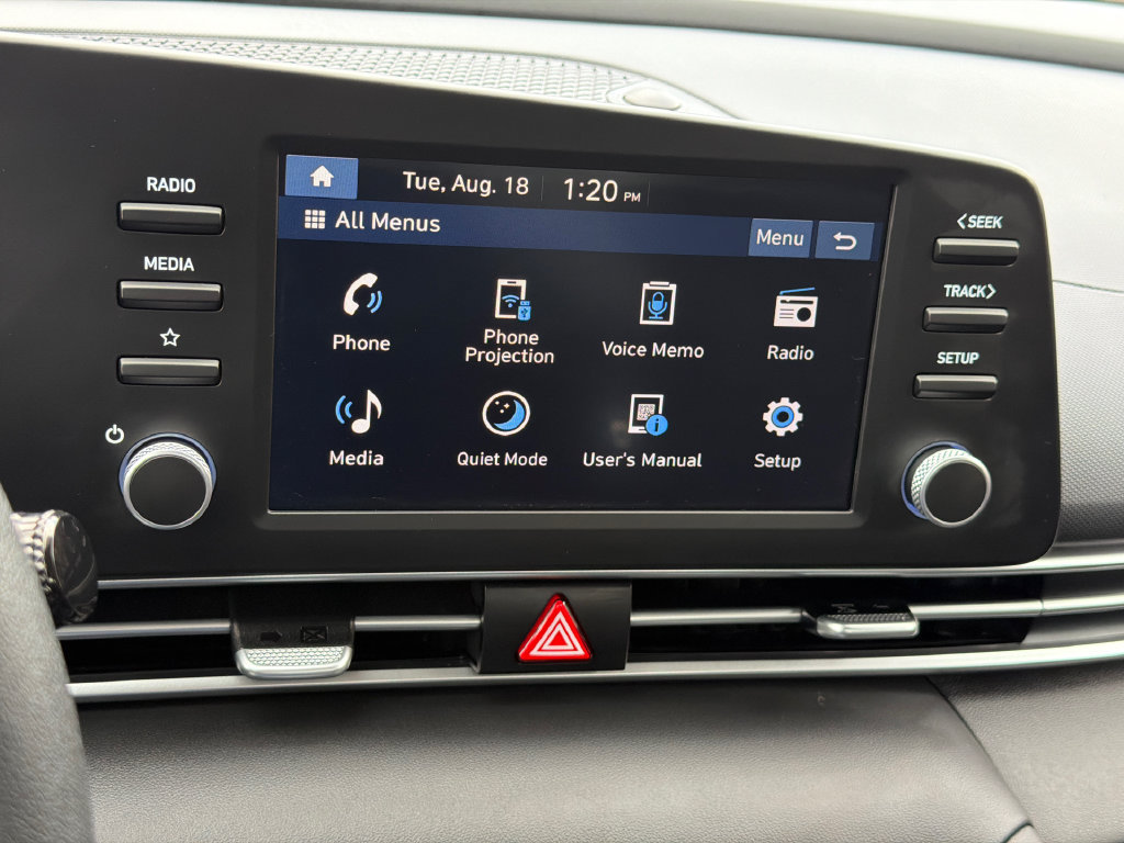 Used 2026 Hyundai Elantra SE FWD image 21