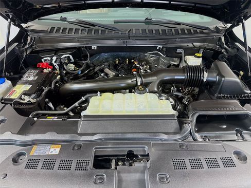 Used 2023 Lincoln Navigator Reserve AWD/4WD image 35