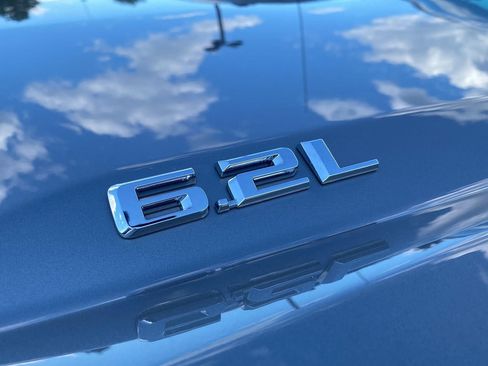 Used 2025 Chevrolet Silverado 1500 High Country AWD/4WD image 37