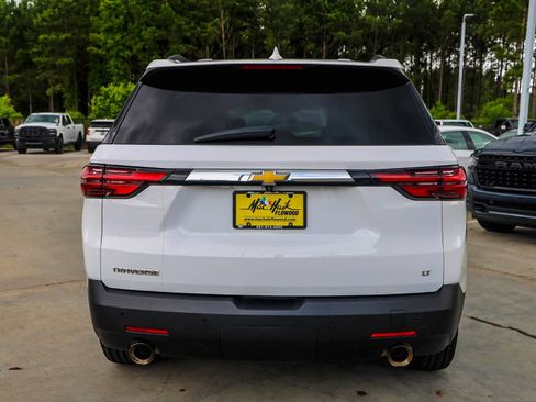 Used 2022 Chevrolet Traverse LT FWD image 5