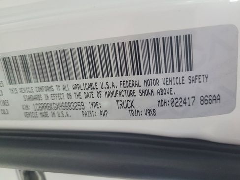 Used 2017 RAM 1500 Express w/ Express Value Package image 33