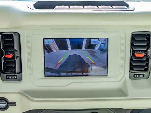 Used 2023 Ford Bronco Heritage Edition image 25