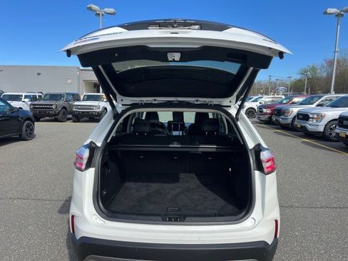 Used 2022 Ford Edge Titanium AWD/4WD image 29