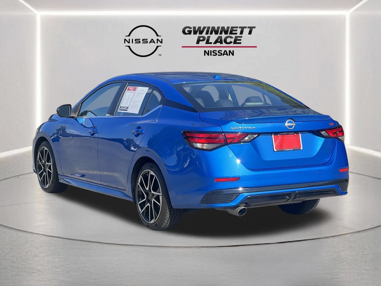Used 2025 Nissan Sentra SR w/ SR Premium Package FWD image 23