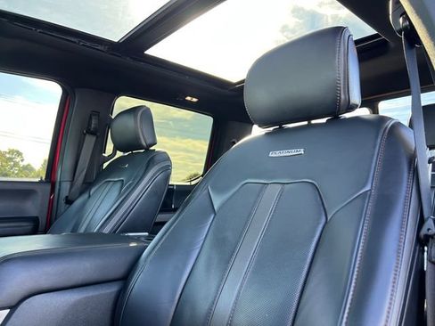 Certified 2022 Ford F350 Platinum AWD/4WD image 22