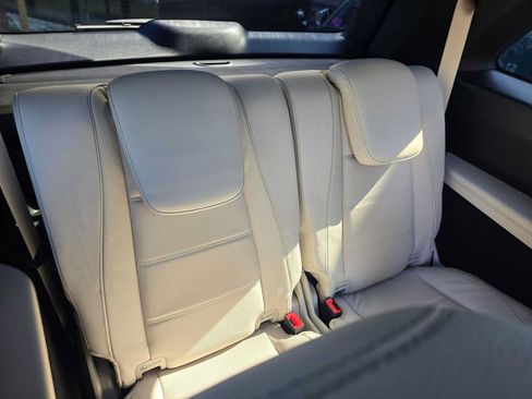 Used 2026 Mercedes-Benz GLS 580 4MATIC image 17