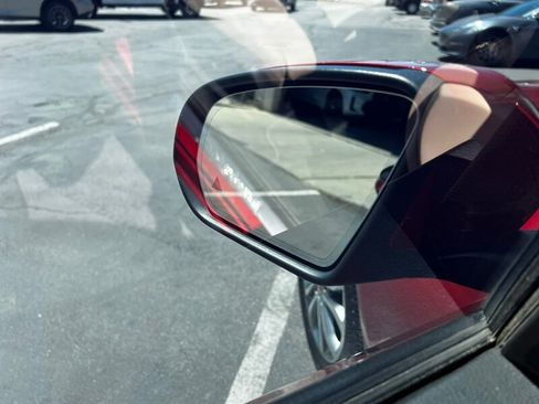 Used 2018 Mercedes-Benz C 300 4MATIC Sedan image 30