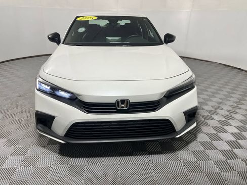 Used 2025 Honda Civic Sport image 3