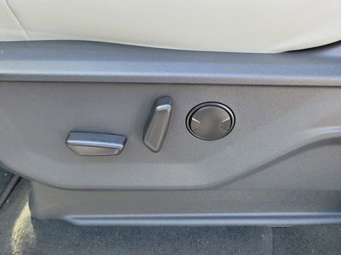 New 2026 Ford Expedition Max Platinum w/ Driver's Package image 25