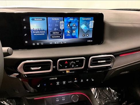 New 2026 Nissan Sentra SV w/ SV Convenience Package FWD image 27