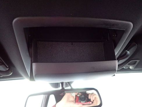 Used 2013 Dodge Challenger SXT Plus image 31