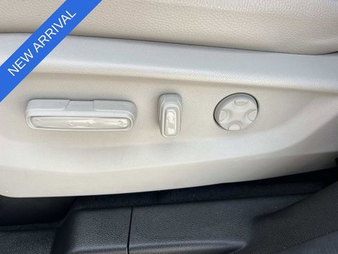 Used 2025 Honda Odyssey EX-L image 32