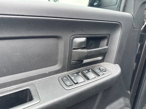 Used 2018 RAM 2500 Tradesman w/ Chrome Appearance Group AWD/4WD image 10