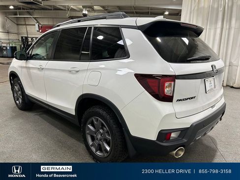 Certified 2024 Honda Passport TrailSport image 6