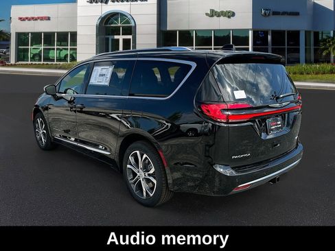 New 2026 Chrysler Pacifica Pinnacle w/ Trailer Tow Group image 6