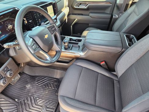 New 2026 Chevrolet Silverado 1500 LT w/ Texas Edition Plus image 13