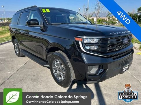 Used 2025 Ford Expedition Active AWD/4WD image 1