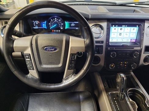 Used 2016 Ford Expedition Limited RWD image 22
