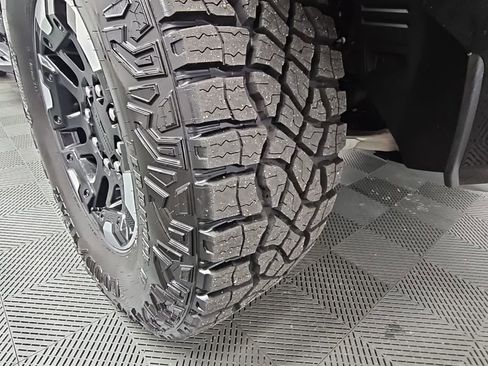 New 2025 GMC Hummer EV 2X w/ Extreme Off-Road Package image 53