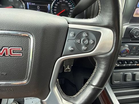 Used 2018 GMC Sierra 1500 SLT AWD/4WD image 36