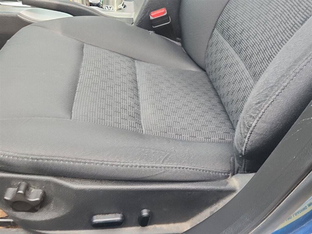 Used 2012 Ford Fusion SE FWD image 11