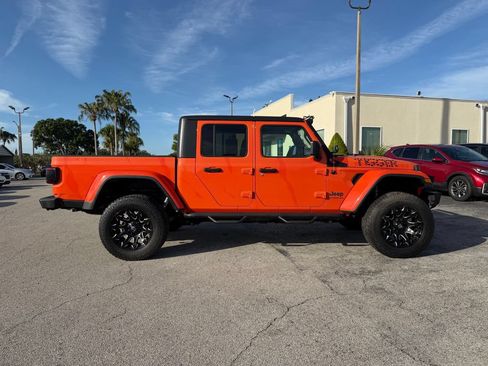 Used 2020 Jeep Gladiator Rubicon w/ LED Lighting Group AWD/4WD image 4