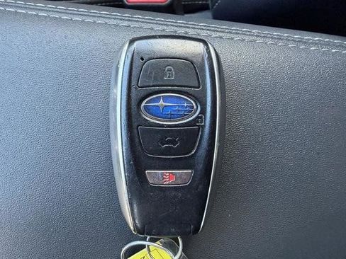 Used 2022 Subaru Ascent Limited image 32