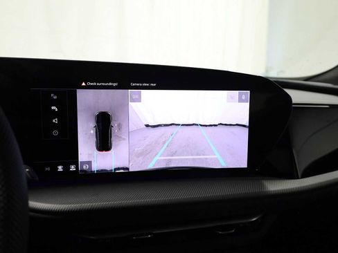 Certified 2025 Audi SQ5 Premium Plus w/ Premium Plus Package image 31