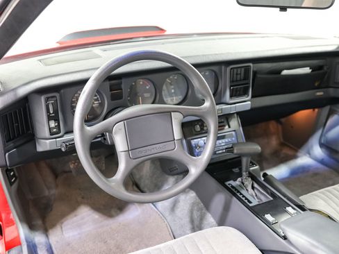 Used 1989 Pontiac Firebird Formula RWD image 13