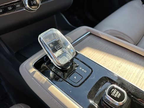 New 2026 Volvo XC90 B6 Ultra w/ Lounge Package image 14