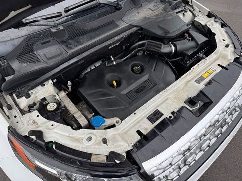 Used 2016 Land Rover Discovery Sport HSE image 26