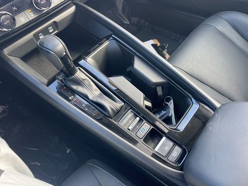 Used 2024 Honda Accord EX-L image 18