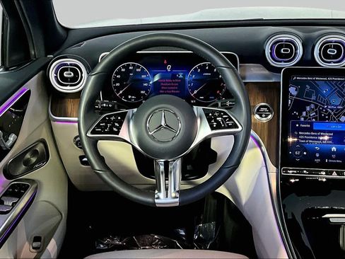 Certified 2026 Mercedes-Benz GLC 300 4MATIC image 6