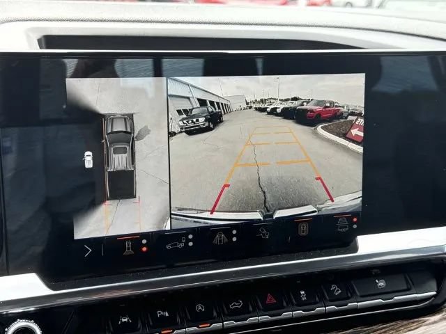 Used 2024 GMC Sierra 1500 Elevation w/ Elevation Premium Package AWD/4WD image 38