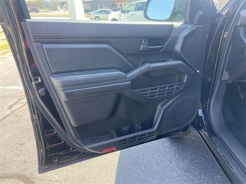 Used 2024 Toyota Tacoma SR image 13