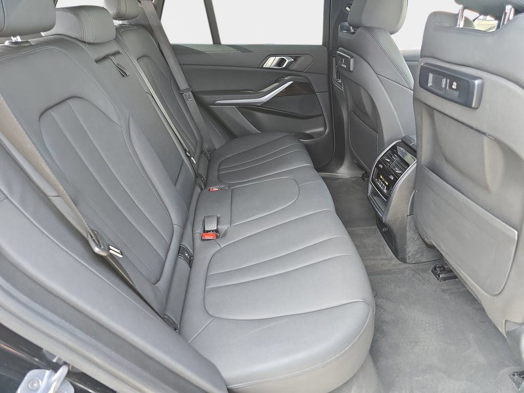 Used 2020 BMW X5 sDrive40i w/ Convenience Package RWD image 13