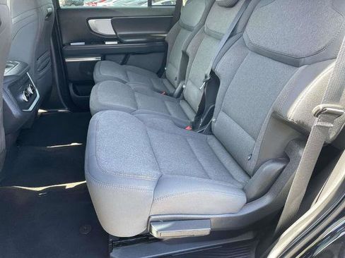 Certified 2025 Ford Expedition Active image 21