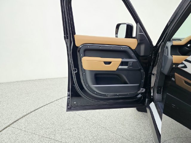 New 2026 Land Rover Defender 110 S AWD/4WD image 27