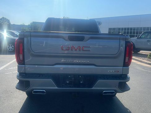 Used 2024 GMC Sierra 1500 AT4 w/ Technology Package AWD/4WD image 10