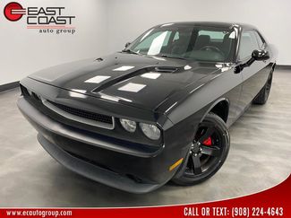 Used 2012 Dodge Challenger SXT image 1