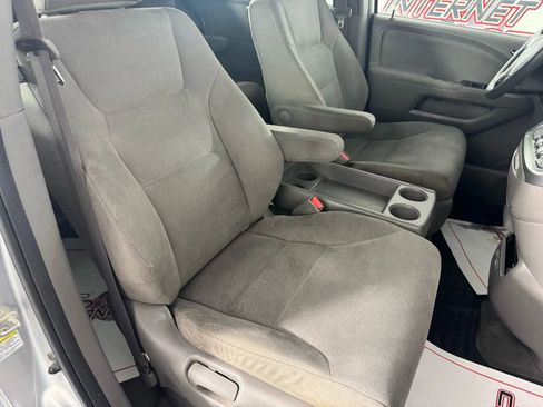 Used 2010 Honda Odyssey EX image 31