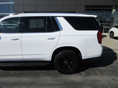 Used 2021 GMC Yukon SLE image 7