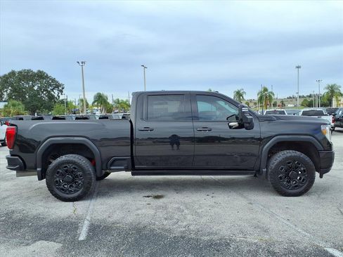 Used 2022 GMC Sierra 3500 Denali image 8